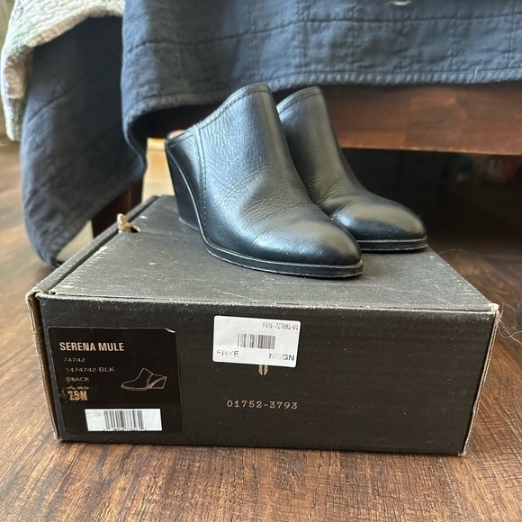 Frye | Serena Mule - Picture 3 of 10
